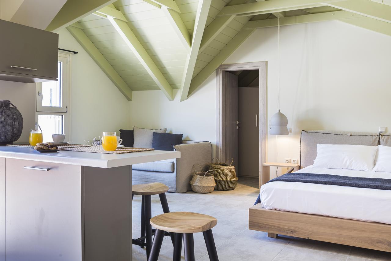 Argostoli Marina Suites Esterno foto